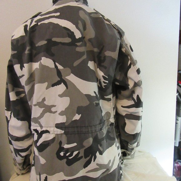 Camouflage / Black, White, Gray / Hunting / Parka / Jacket - Picture 4 of 15